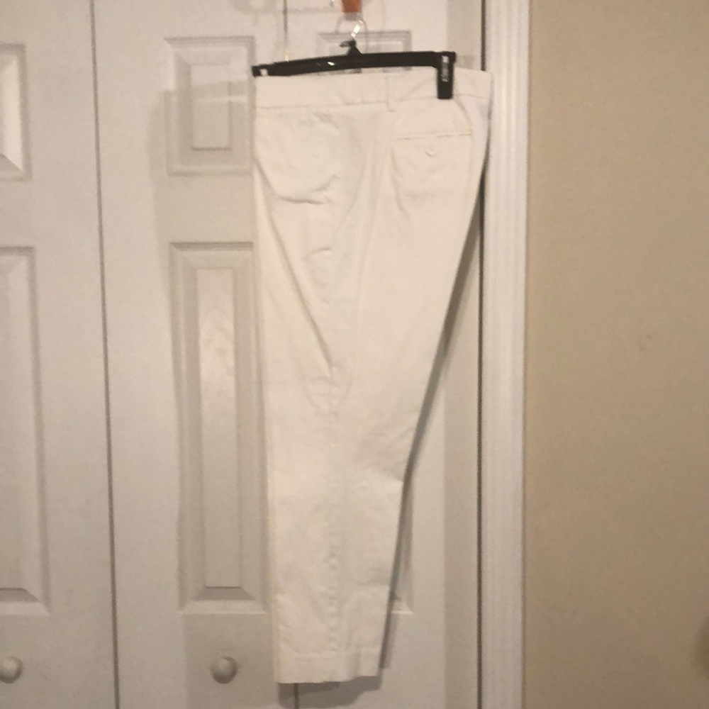 a.n.a Women's Cream Straight Leg Pants